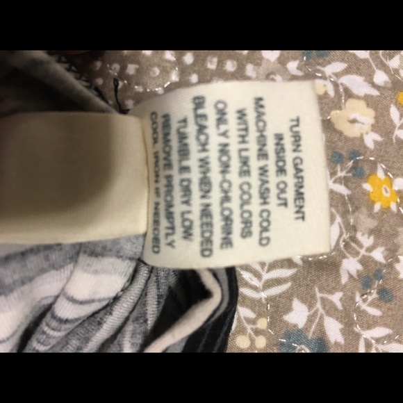 Soft And Super Flattering Striped Knit Dress!! - Picture 4 of 4